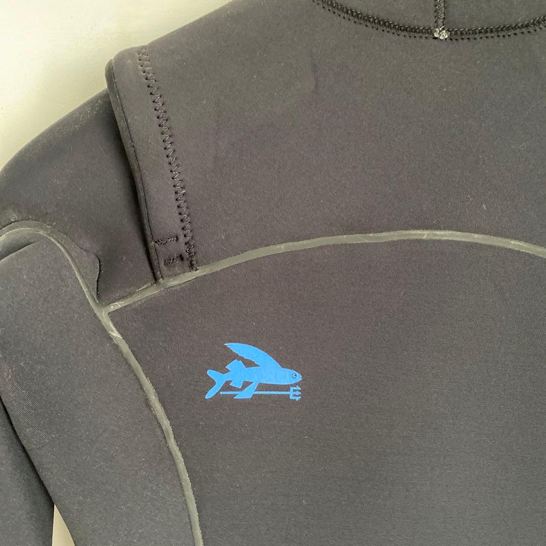 パタゴニア　ウィメンズ・R1ユーレックス・レギュレータ・フロントジップフルスーツ