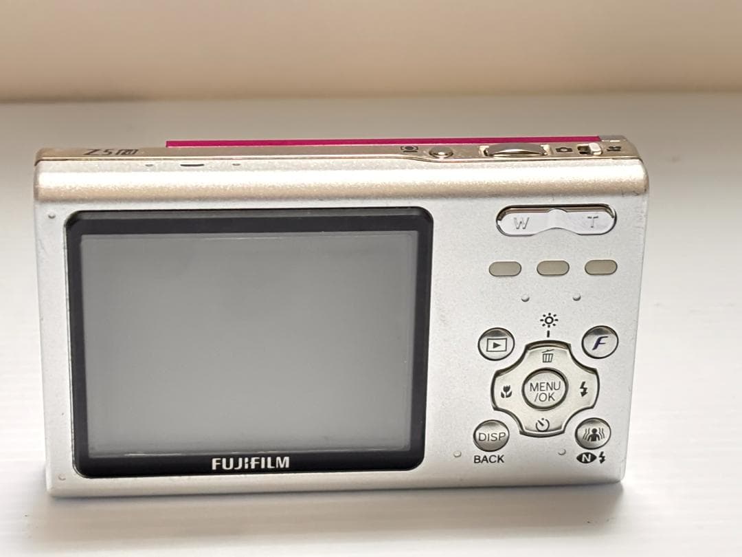 美品 FUJIFILM FinePix Z5fd ラズベリーレッド 付属品あり