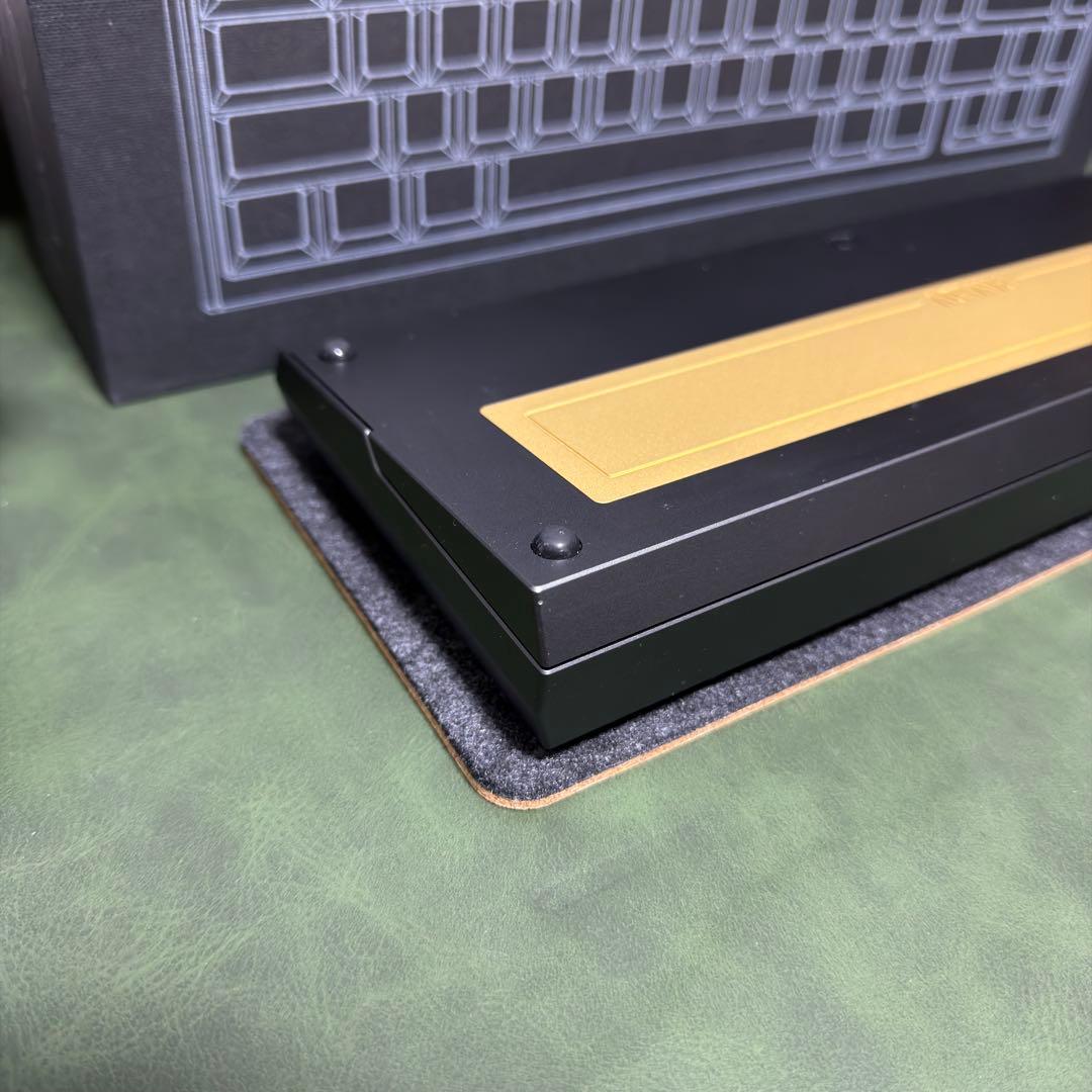 KBDfans PAVLOV 65% メカニカルキーボード　【本体のみ】