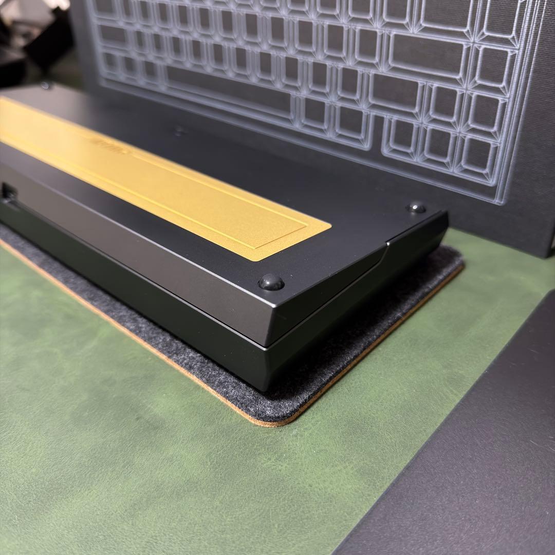 KBDfans PAVLOV 65% メカニカルキーボード　【本体のみ】