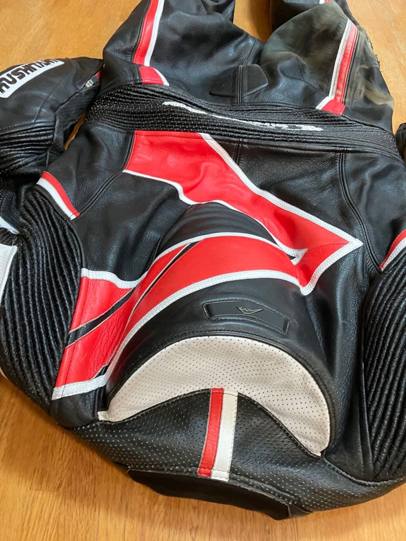 クシタニ　革ツナギ Kサルトスーツ　ジャンク　バイクジャケット　レーシングスーツ