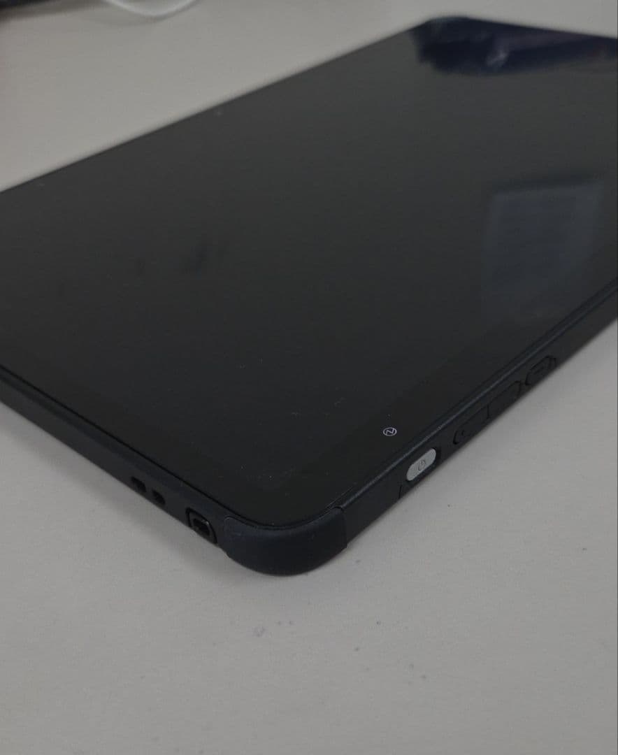 第10世代 i5 富士通 ARROWS Tab Q7310/DB Windows