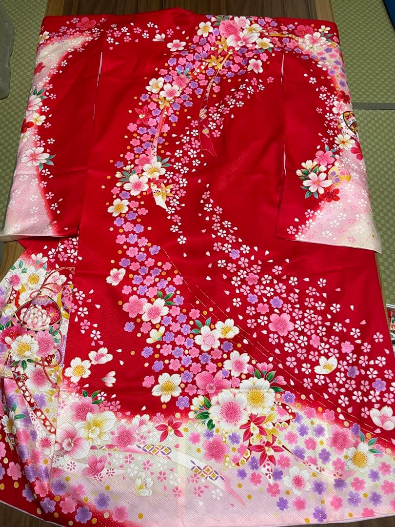 七五三 着物フルセット 6歳7歳　赤色 花柄　お参り着　女児　正絹　新品　髪飾り