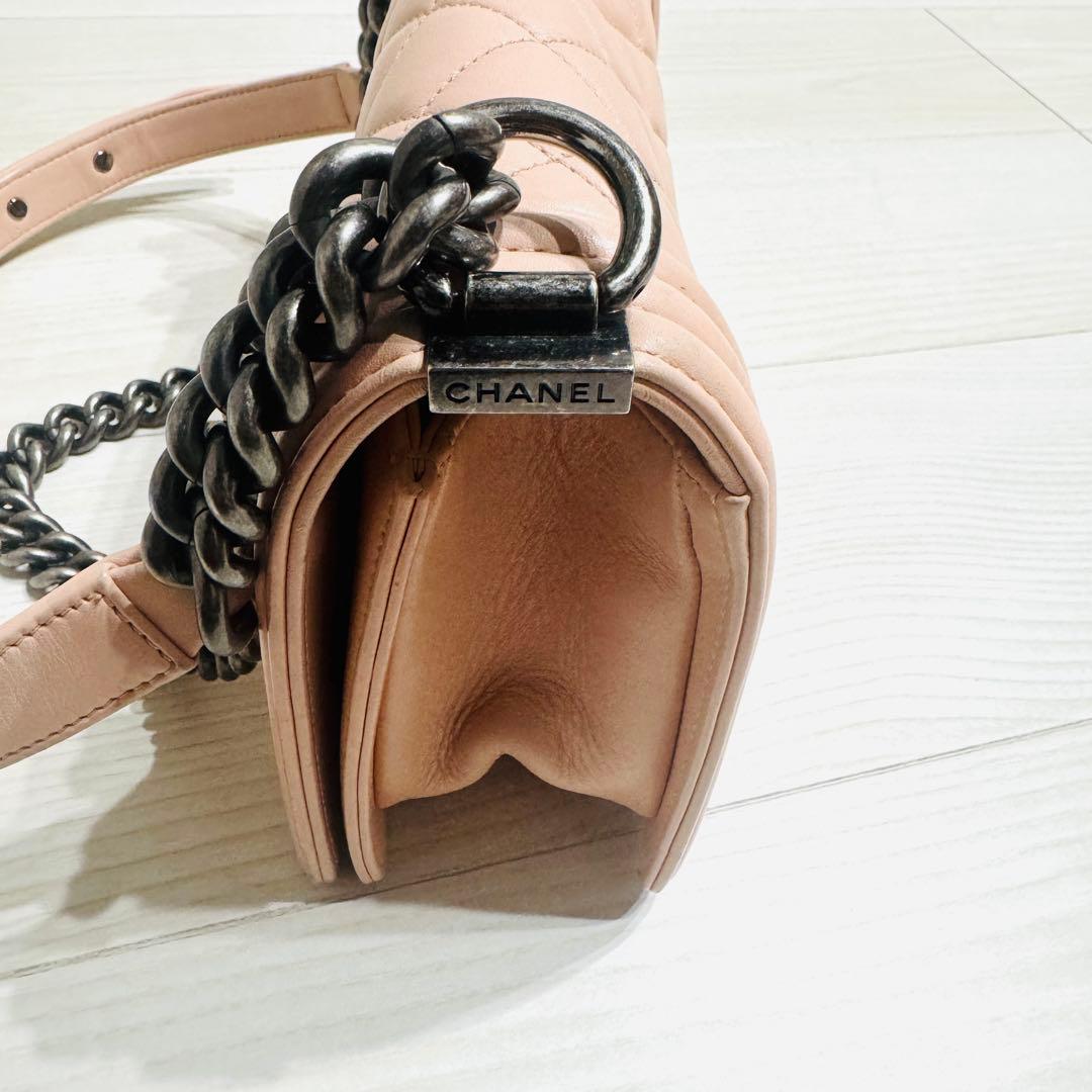 m　ボーイシャネル　25マトラッセ　 ラムスキン　チェーンショルダーバッグ