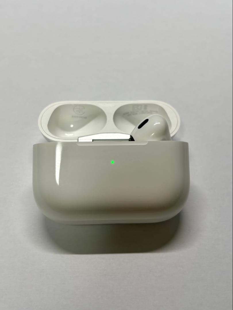 【美品】AirPods Pro 第2世代 (USB-C) 右耳のみ【A3047】