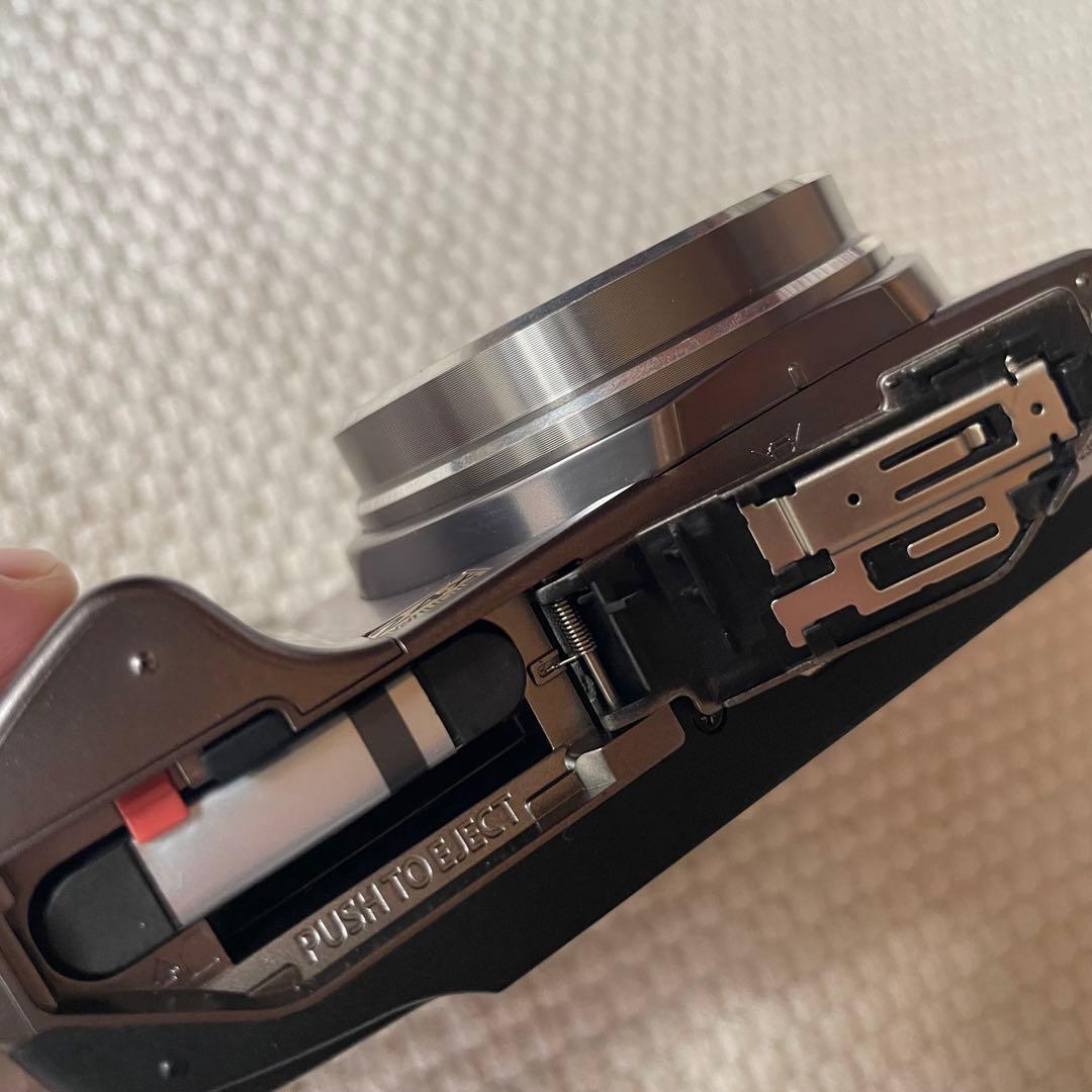 OLYMPUS デジタルカメラ 24倍光学ズーム