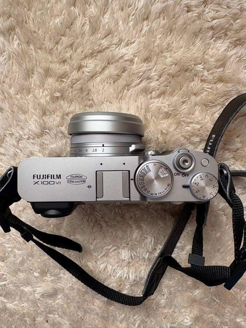 FUJIFILM x100vi シルバー