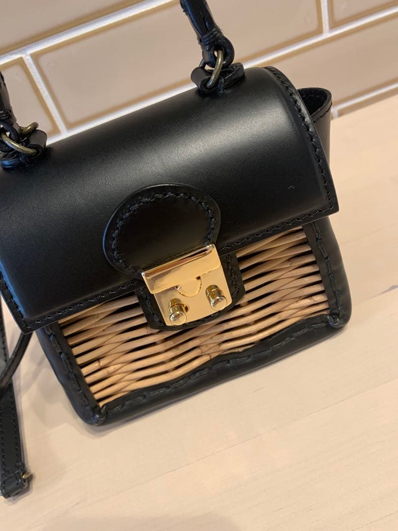 エバゴスebagos カーフハンドバッグ SＳ