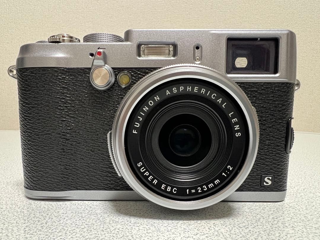 【美品・動作確認済】FUJIFILM X100S（付属品多数）