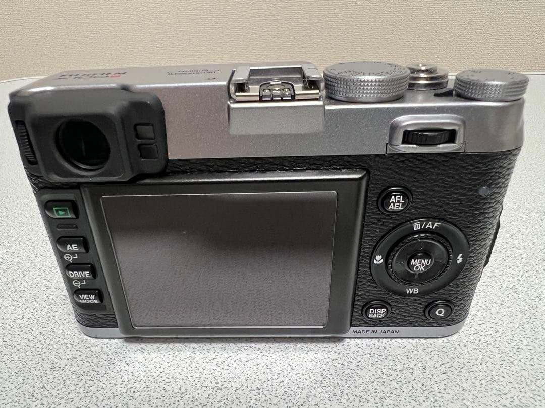 【美品・動作確認済】FUJIFILM X100S（付属品多数）
