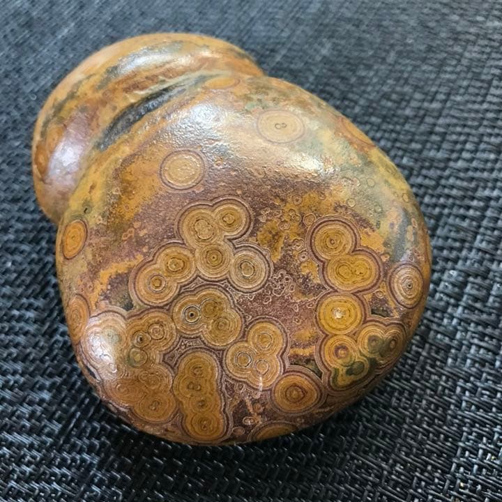 ゴビ石−817 眼石＆水晶ドーム　原石　鑑賞石