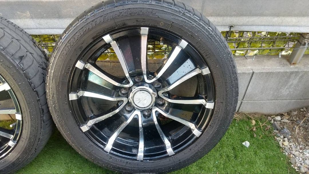 ハイエース18インチアルミセット　アドベンチャー