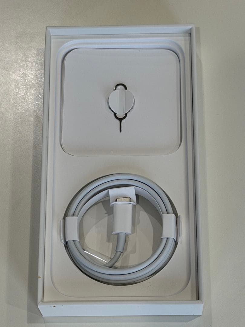 Apple iPhone 14 Pro 128GB スペースブラック 美品