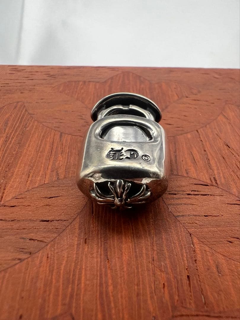 S*️様 クロムハーツ レースストッパー