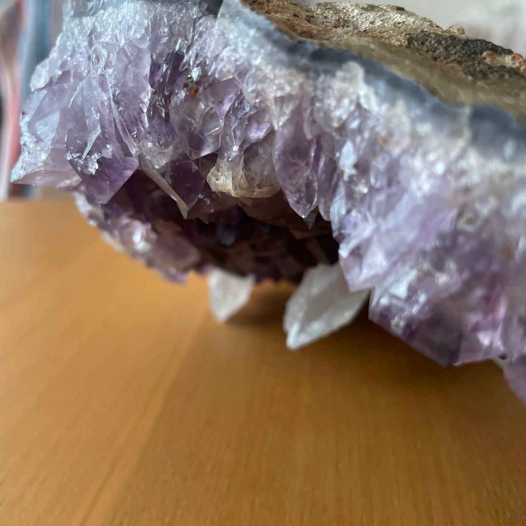 アメジストとクォーツの結晶塊