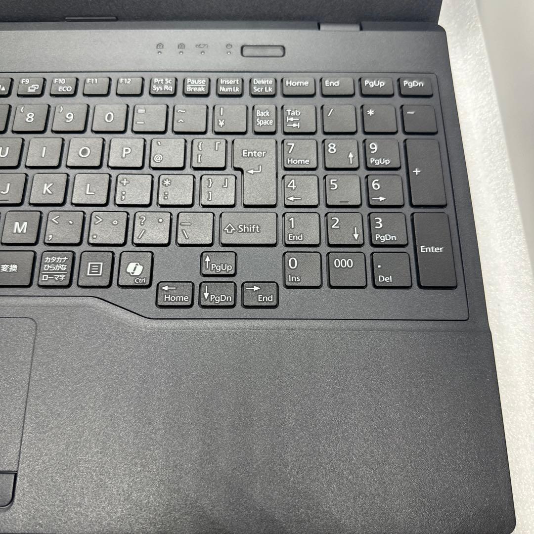 【美品】Fujitsu FMV WJ2A112 黒 ノートPC