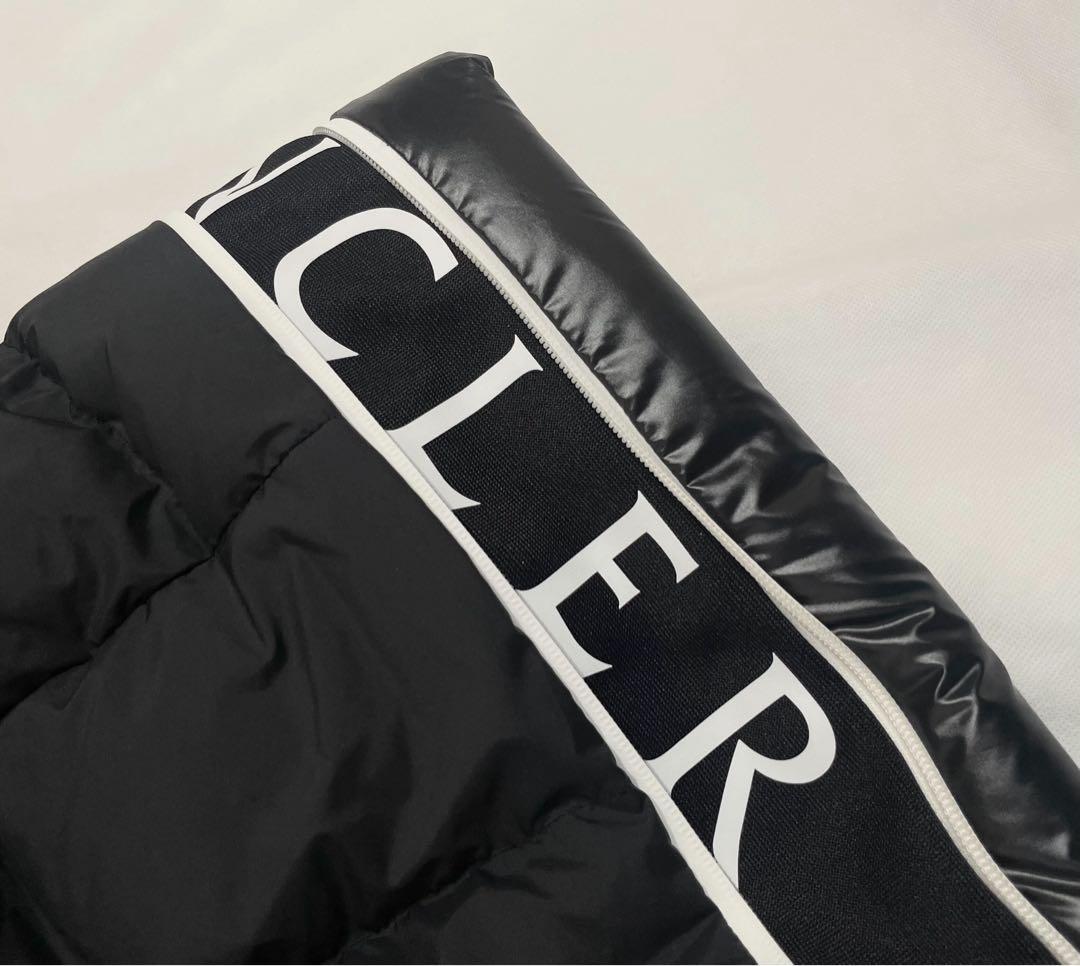 ［極美品］モンクレール　ダウンジャケット　カーデーレ　ブラック