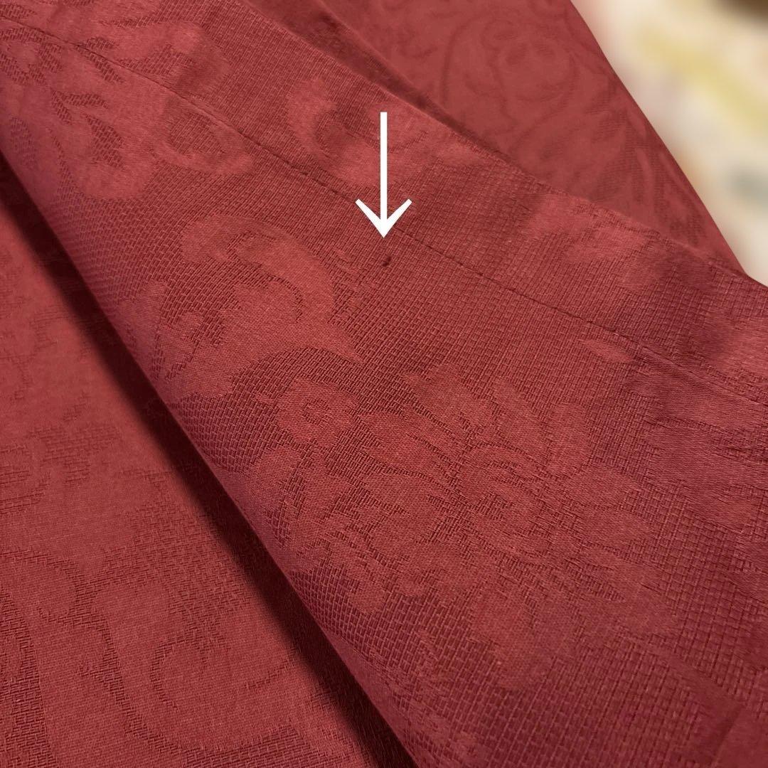 ザラホーム テーブルクロス　赤　170x250