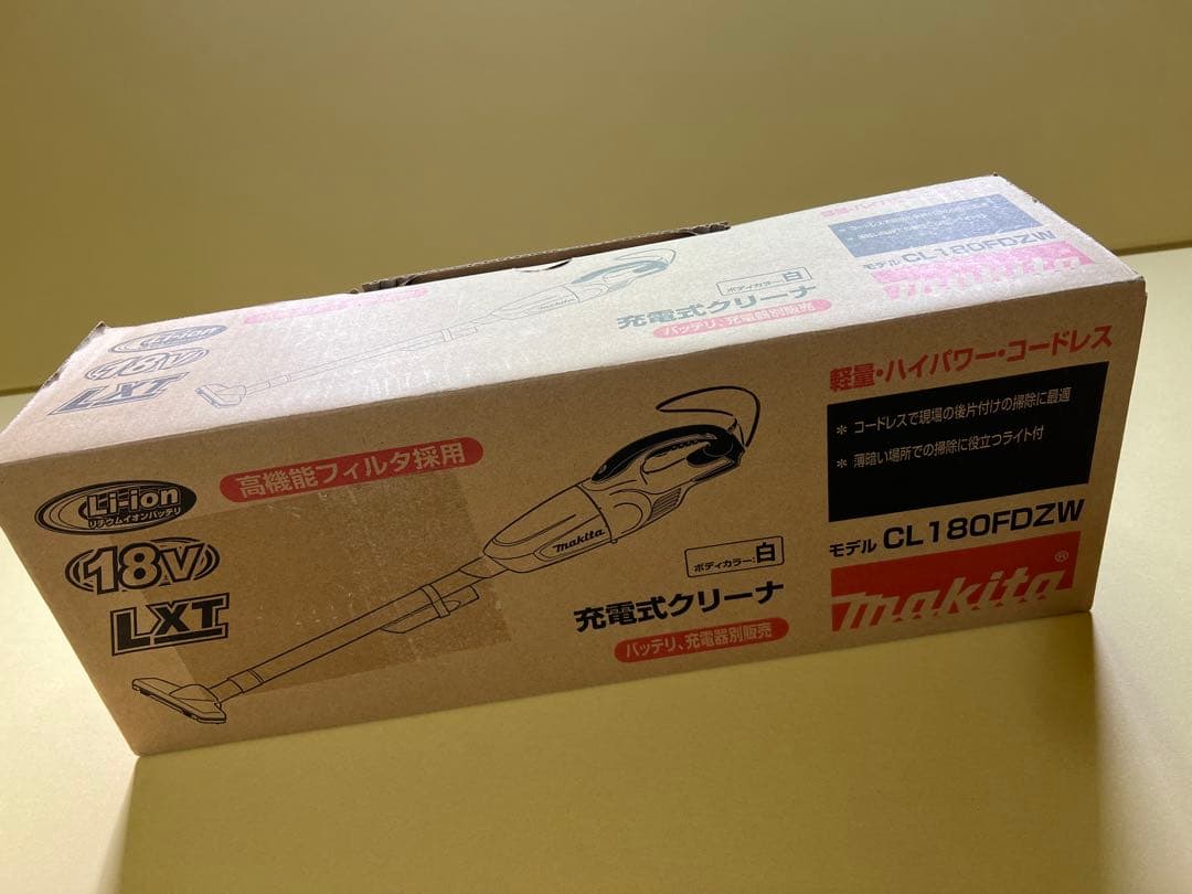 マキタ 充電式クリーナー CL180FDZW