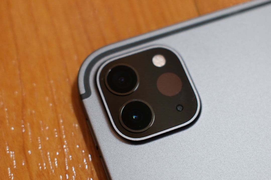 美品 iPadPro 12.9インチ 第5世代 256GB cellular