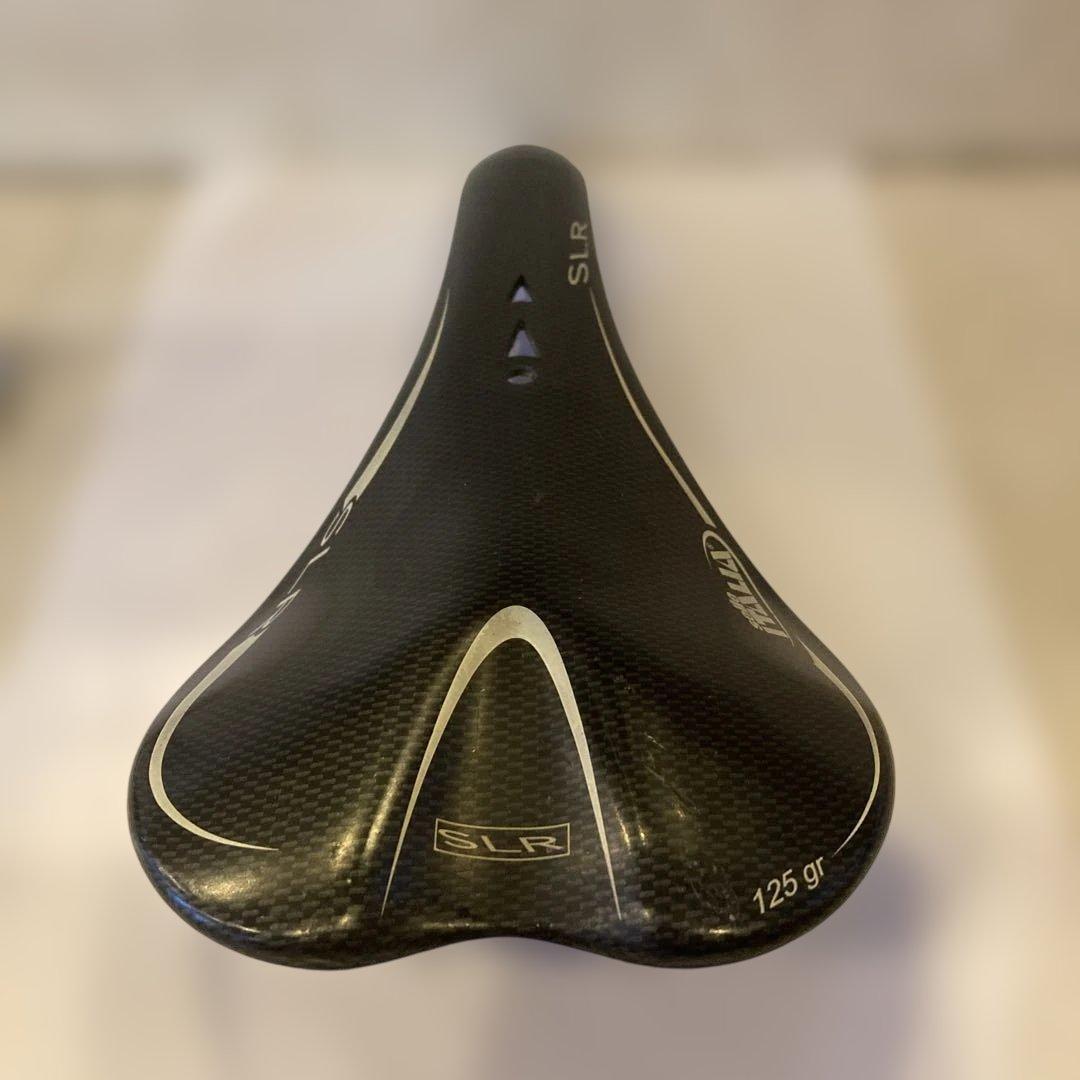 セライタリアSLRカーボンサドル