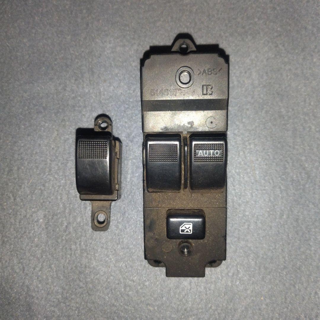 マツダ タイタン ダッシュ(KR–SYF6T)純正パワーウインドウスイッチ　左右