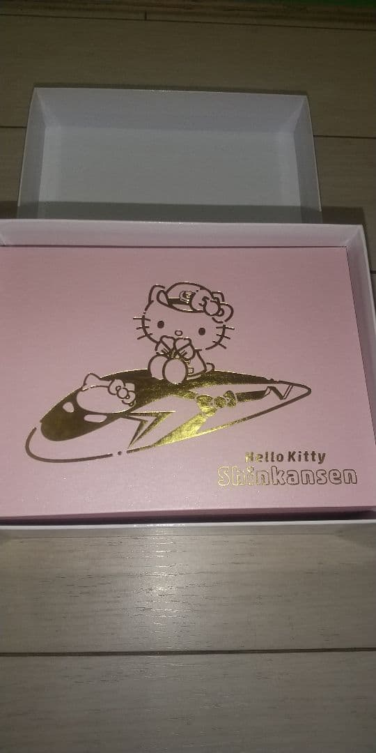 ハローキティ 新幹線ウォッチ