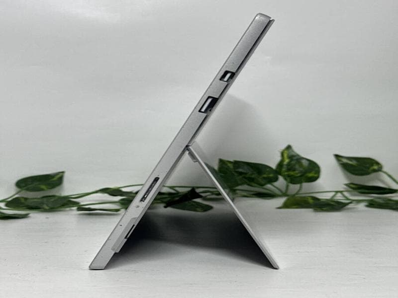 i5-8350搭載!!Microsoft Surface Pro 6/人気モデル