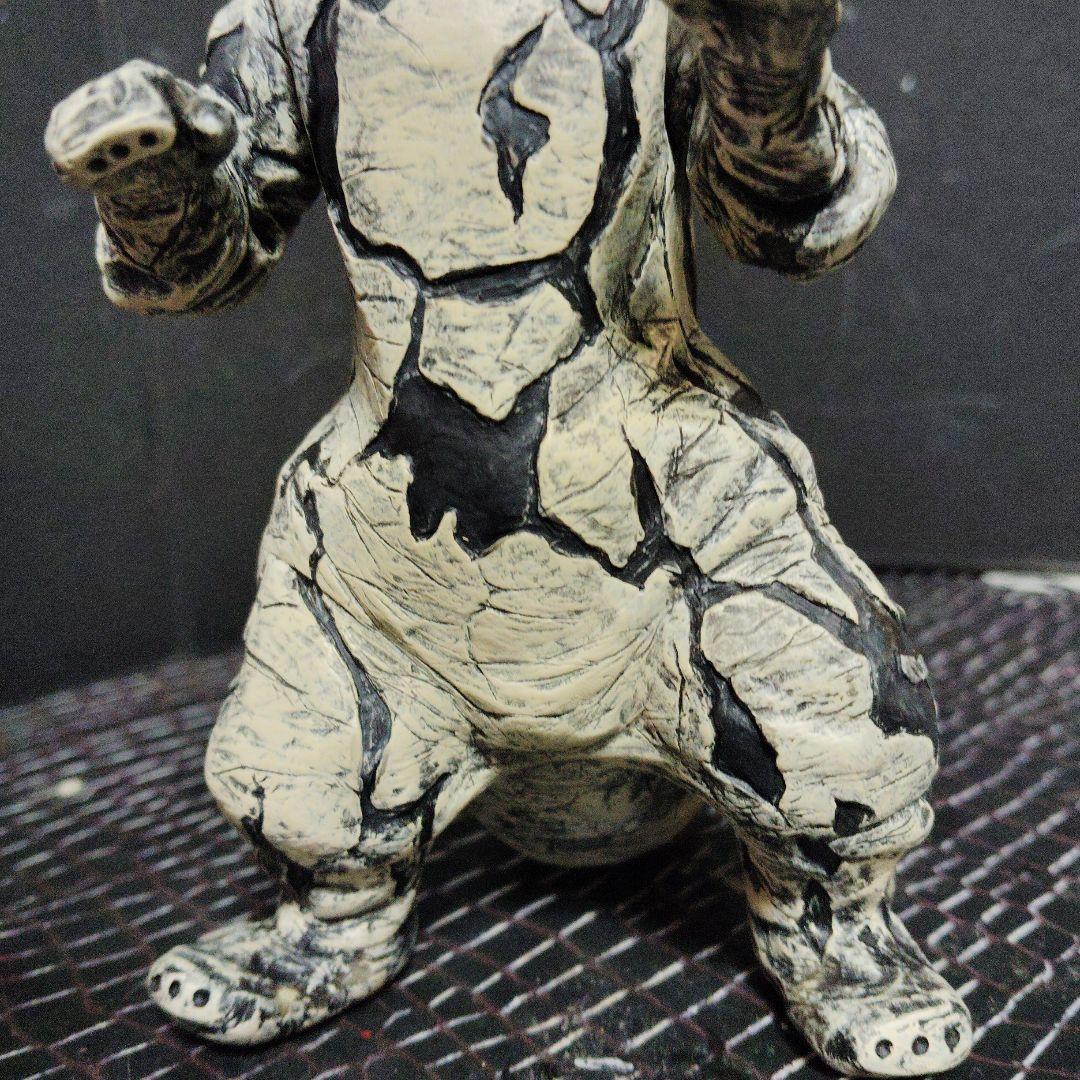 Ｎaoウルトラ怪獣絶版ソフビEXゴモラ.エレキング