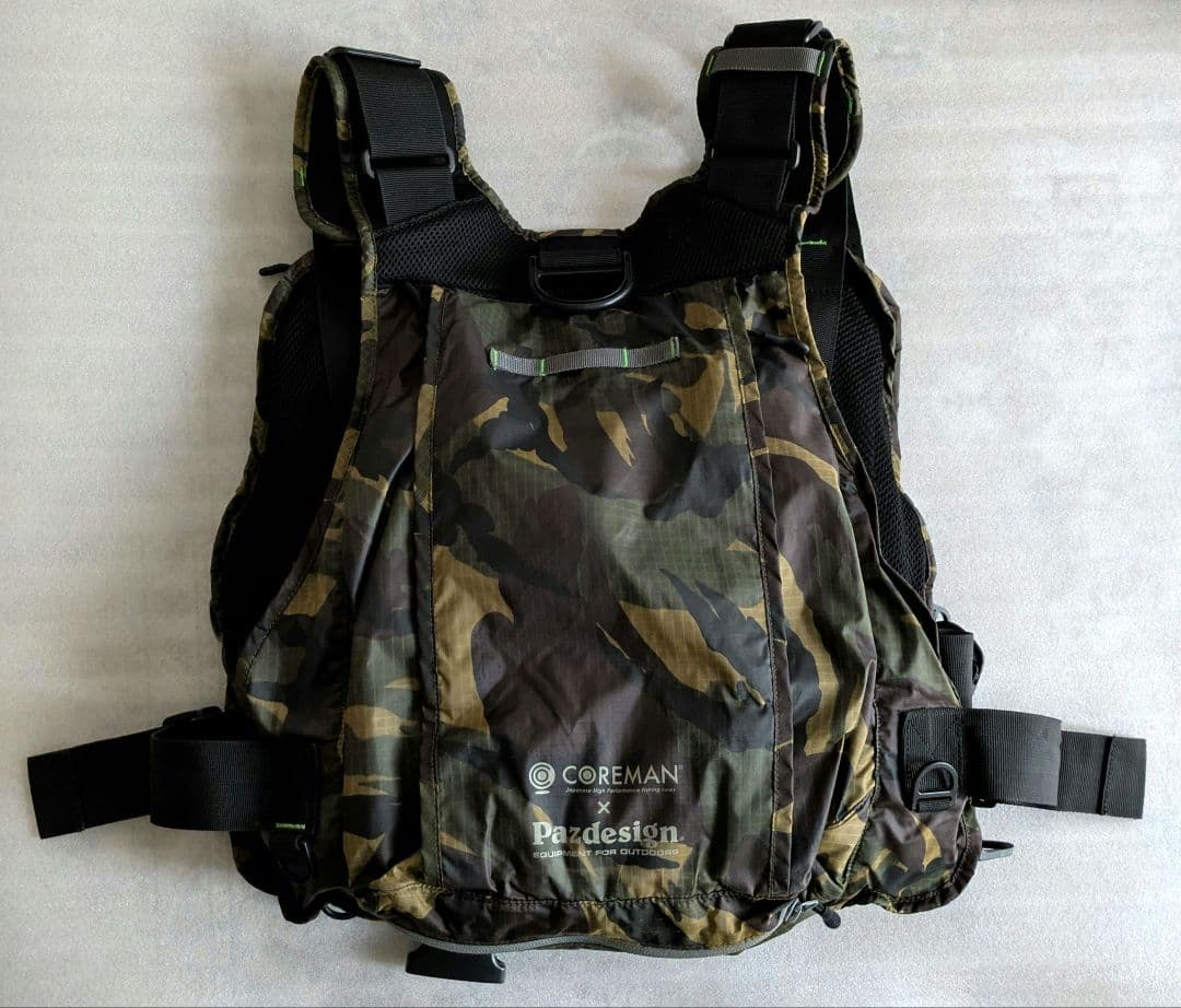 Coreman　pazdesign　フィッシングベスト　カモフラージュ柄