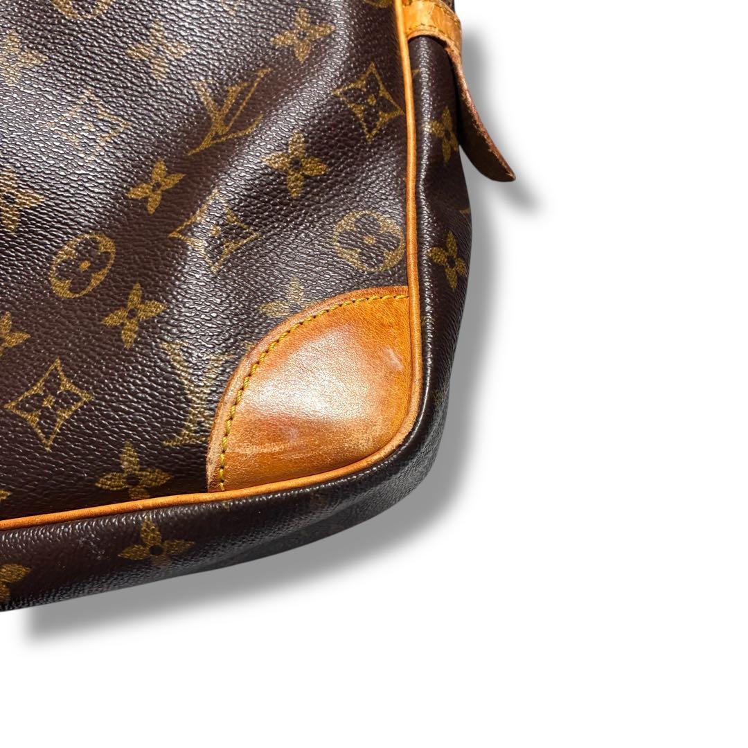 ルイヴィトン　ポルトドキュマン　ヴォワヤージュ　2層　ビジネスバッグ　モノグラム