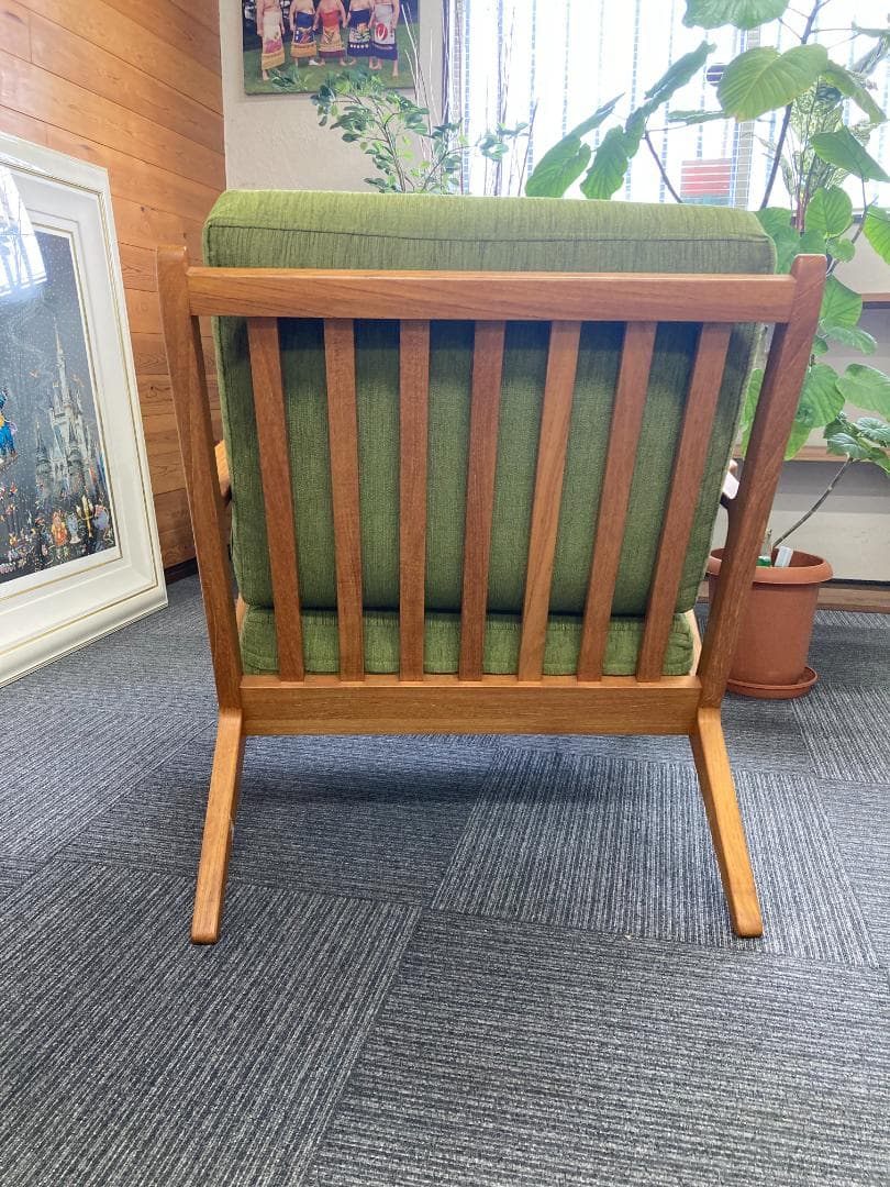 CHLOROS Triangle Arm 1-Seater Sofa クロロス