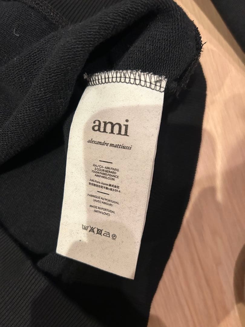 ami paris ハートロゴスウェット