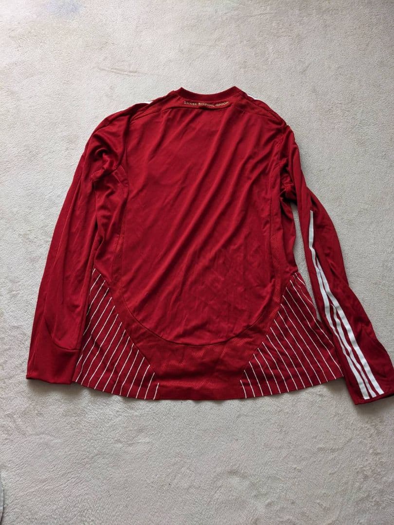 adidas DBU 赤 長袖シャツ