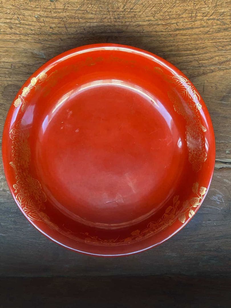 漆器　骨董　傷有り 少なくとも100年以上経っています