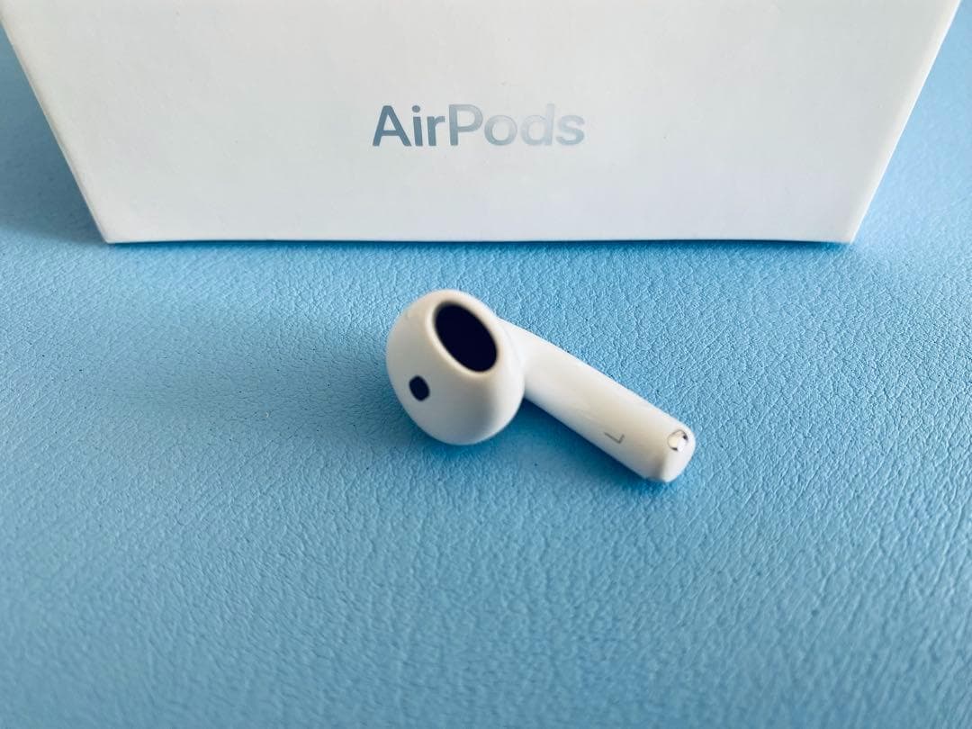 AirPods 第4世代 L片耳 左耳のみ イヤホン A3056 UJFW
