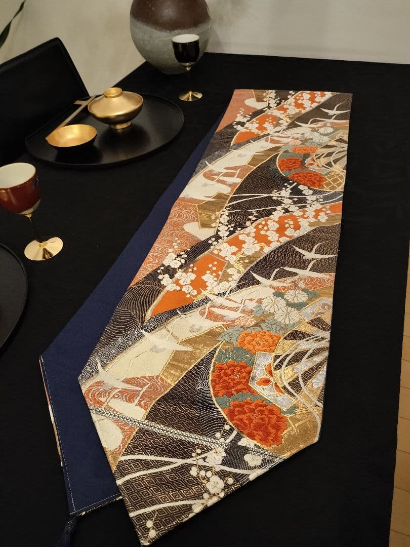 A683★逸品‼️純金箔 24K‼️ひな祭り‼️正絹テーブルランナー2m12cm