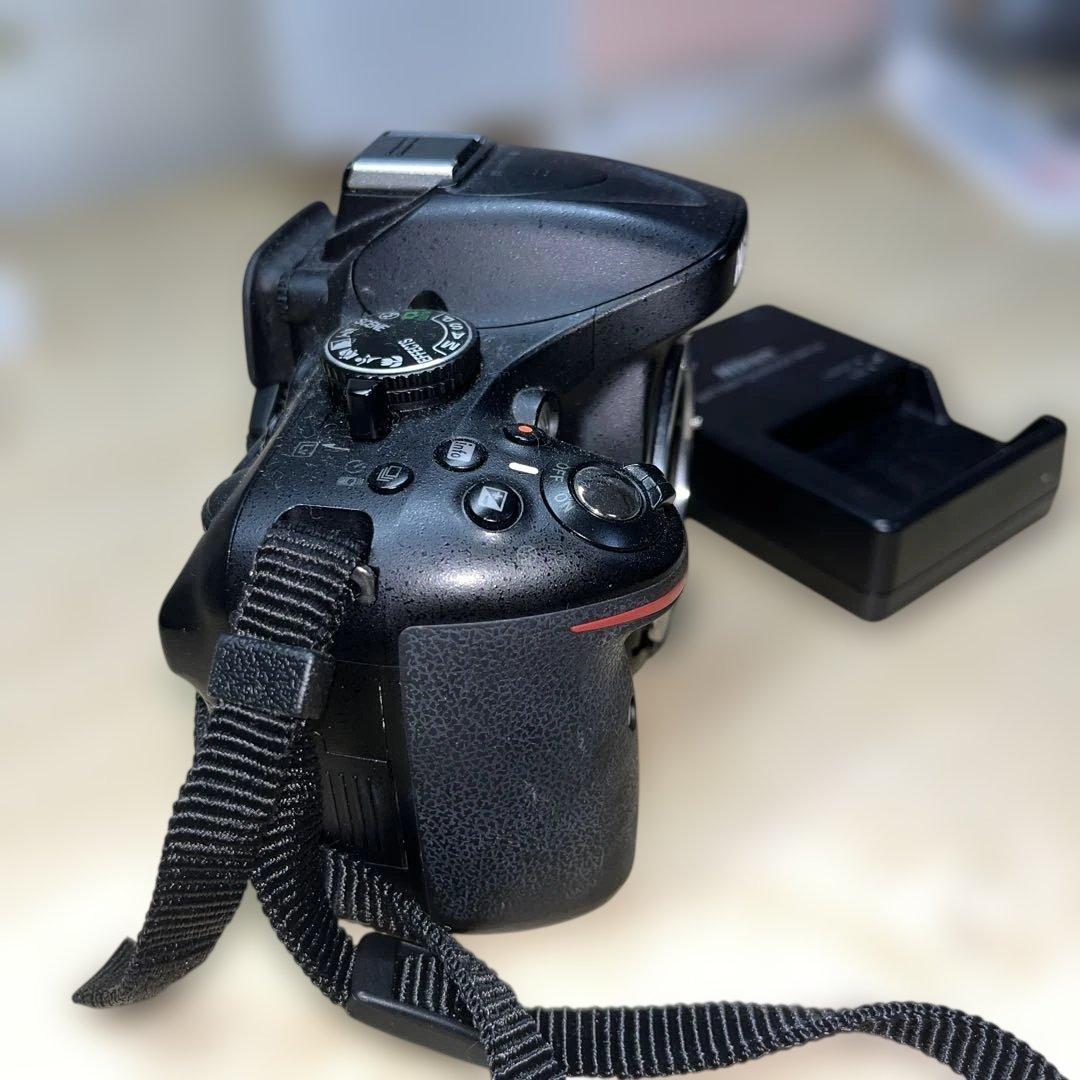 デジタルカメラ Nikon D5200