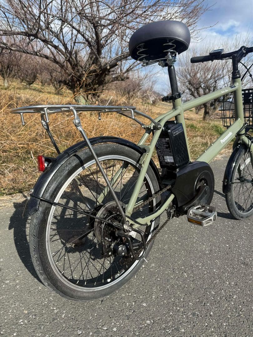 パナソニック製の青色の電動アシスト自転車