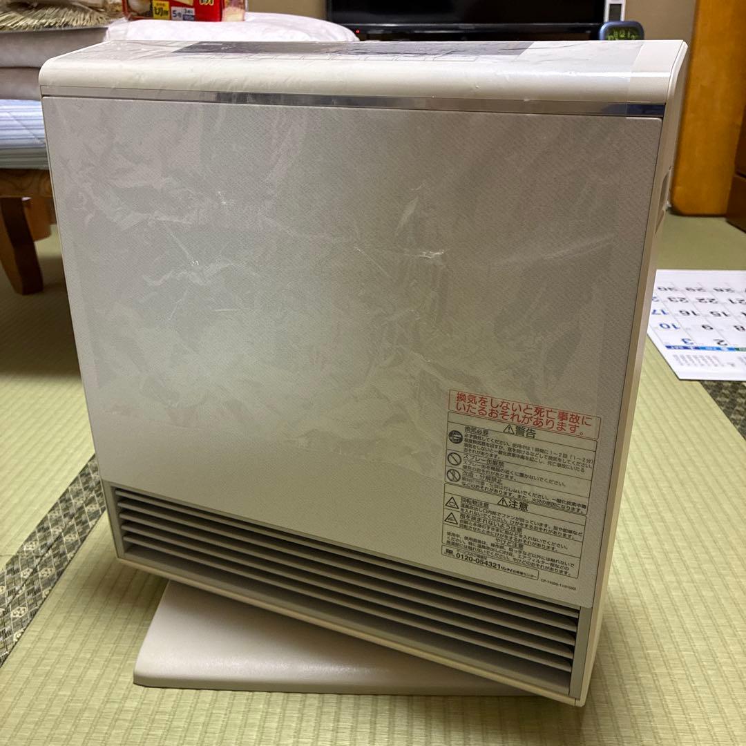 【rrr断捨離中⭐︎様】　Rinnai ファンヒーター RC-N400NIP-CW