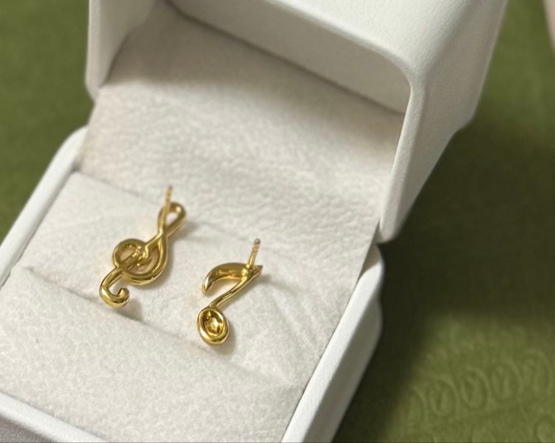 フクロウモチーフ　ピアス　片耳