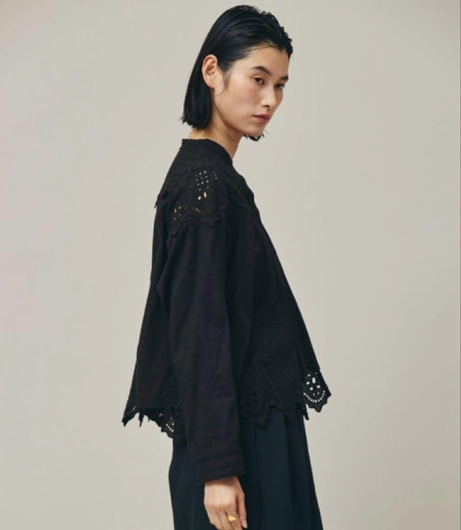 カレンソロジー　レースブラウス　ブラック