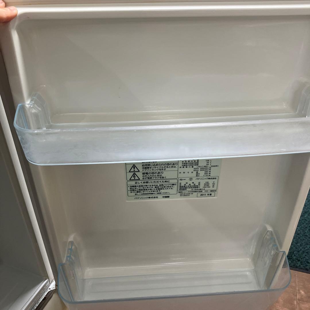 【Panasonic】冷蔵庫 NR-B143W