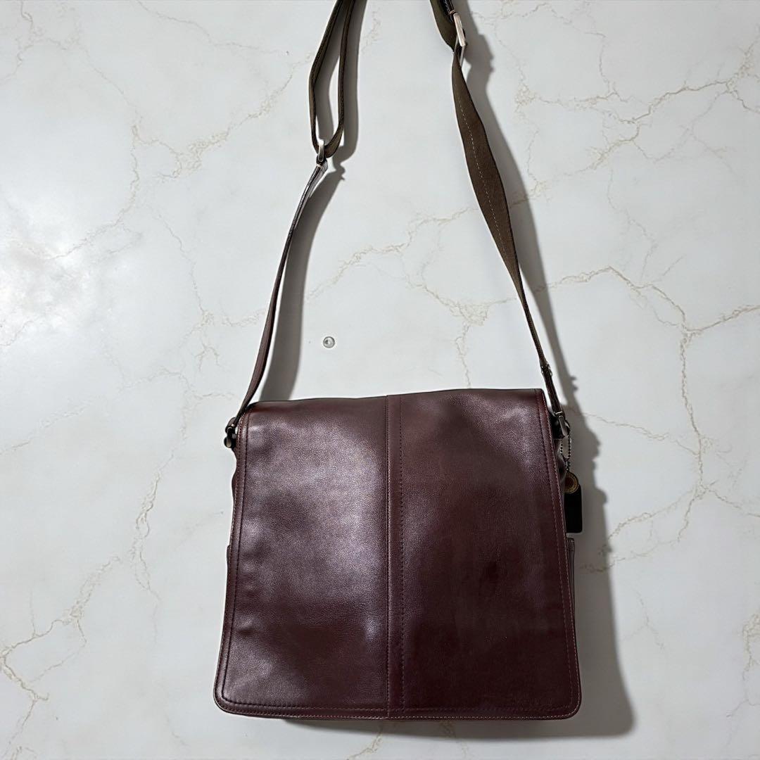 《入手困難》コーチ メッセンジャーバック レザー フラップ 斜めがけ