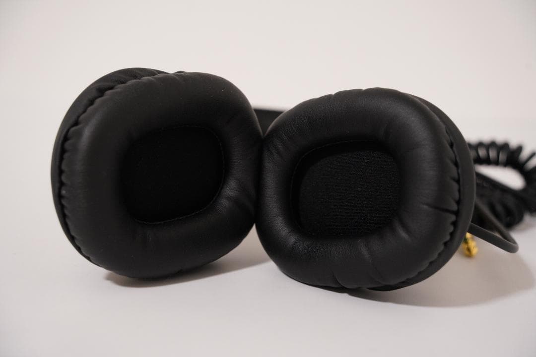 SONY ソニー MDR-7506 密閉型モニターヘッドホン（本体のみ）