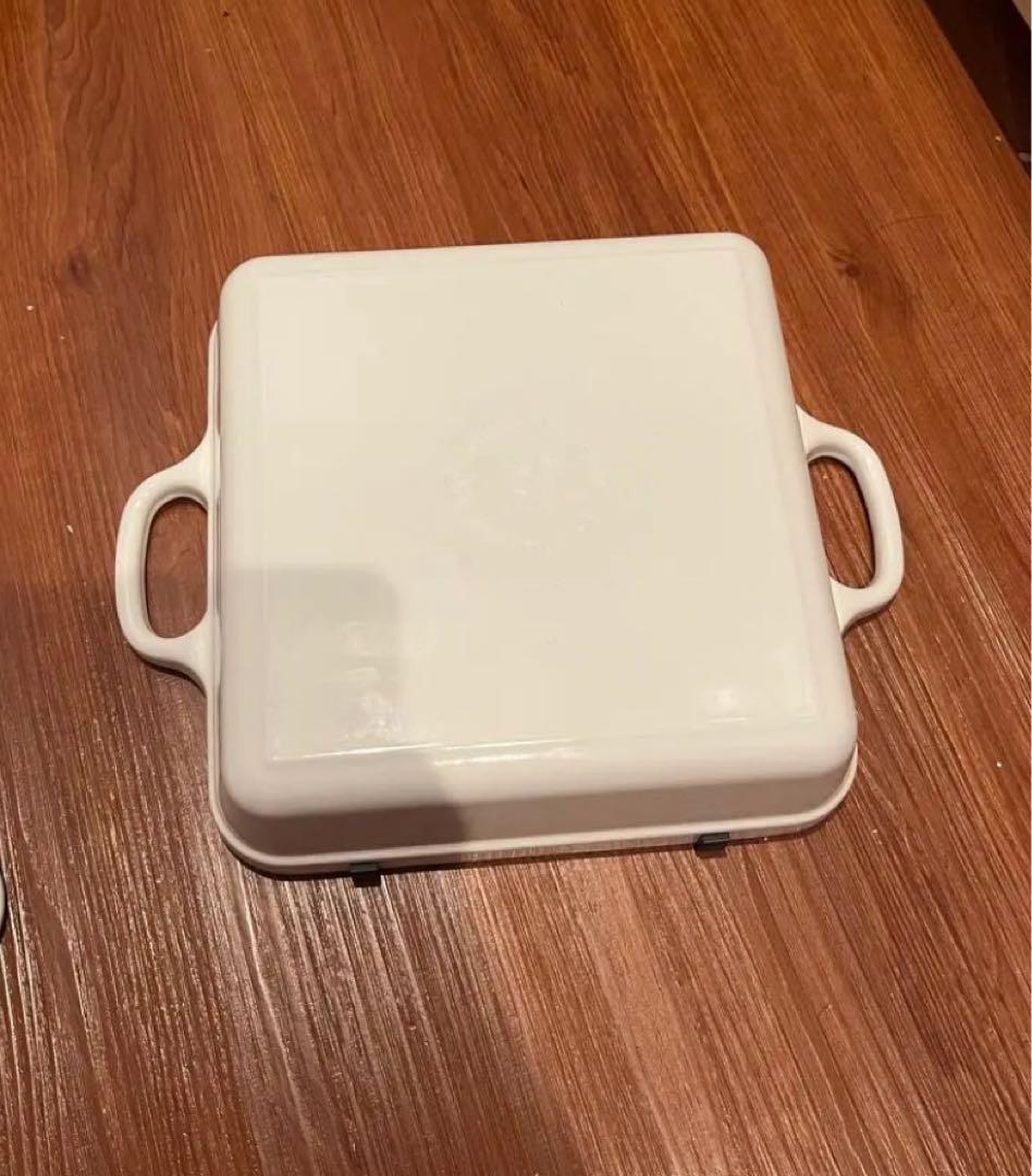 ルクルーゼ ココットスクエア24