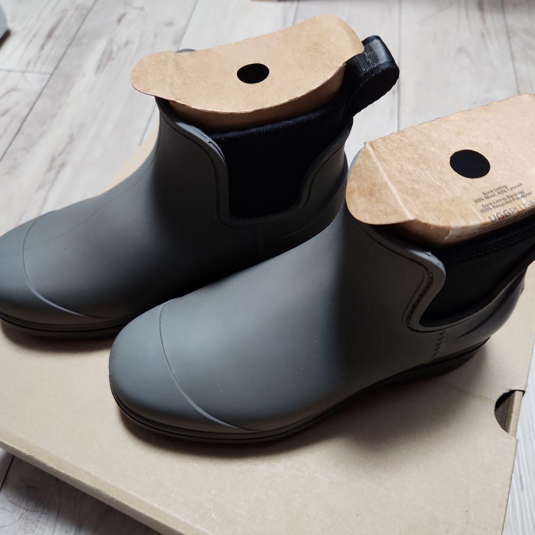 お値下げ！アグUGGレインブーツドロップレット新品、未使用