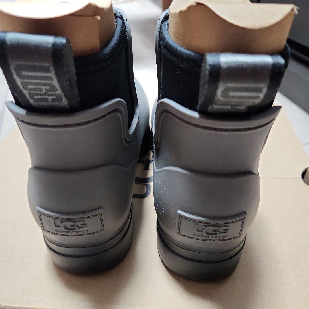 お値下げ！アグUGGレインブーツドロップレット新品、未使用