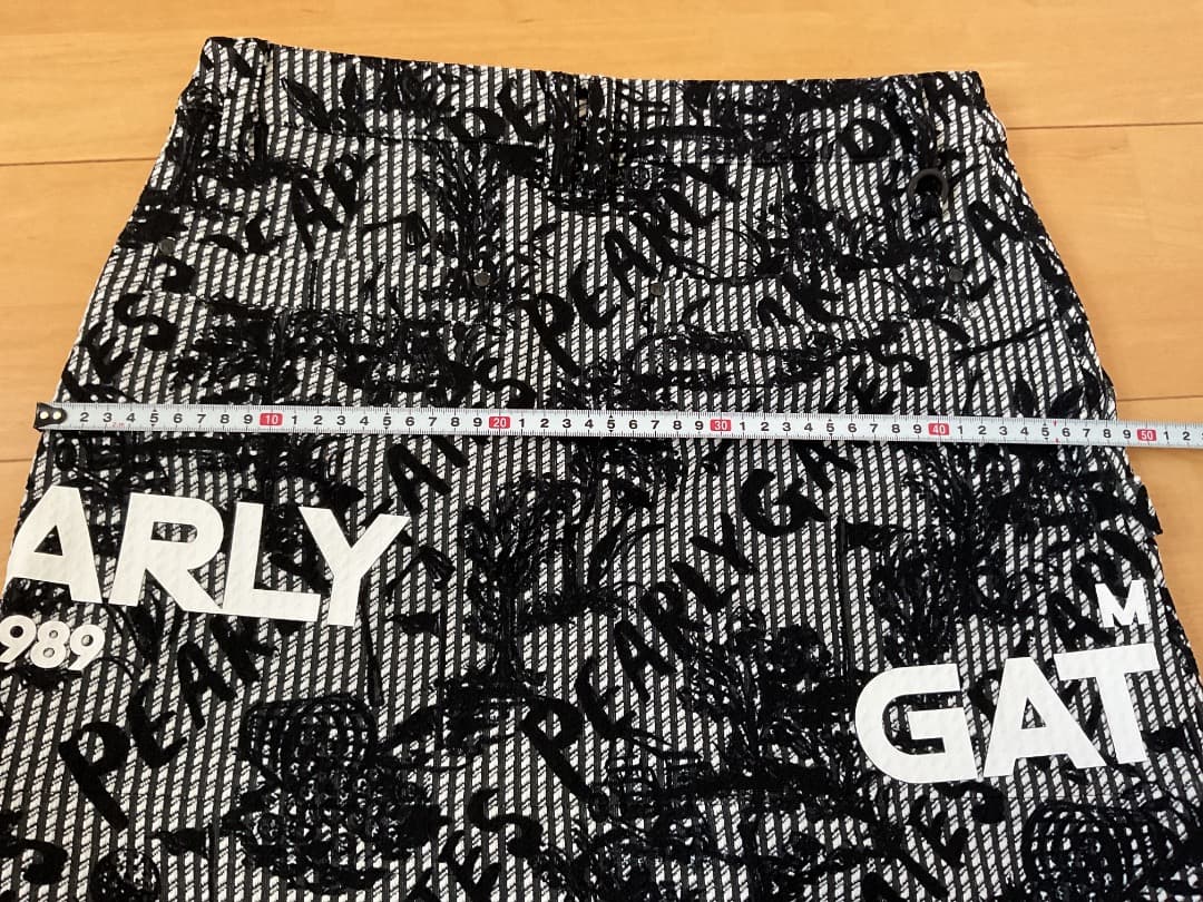 未使用品　パーリーゲイツ　スカート　サイズ２　ダークネイビー