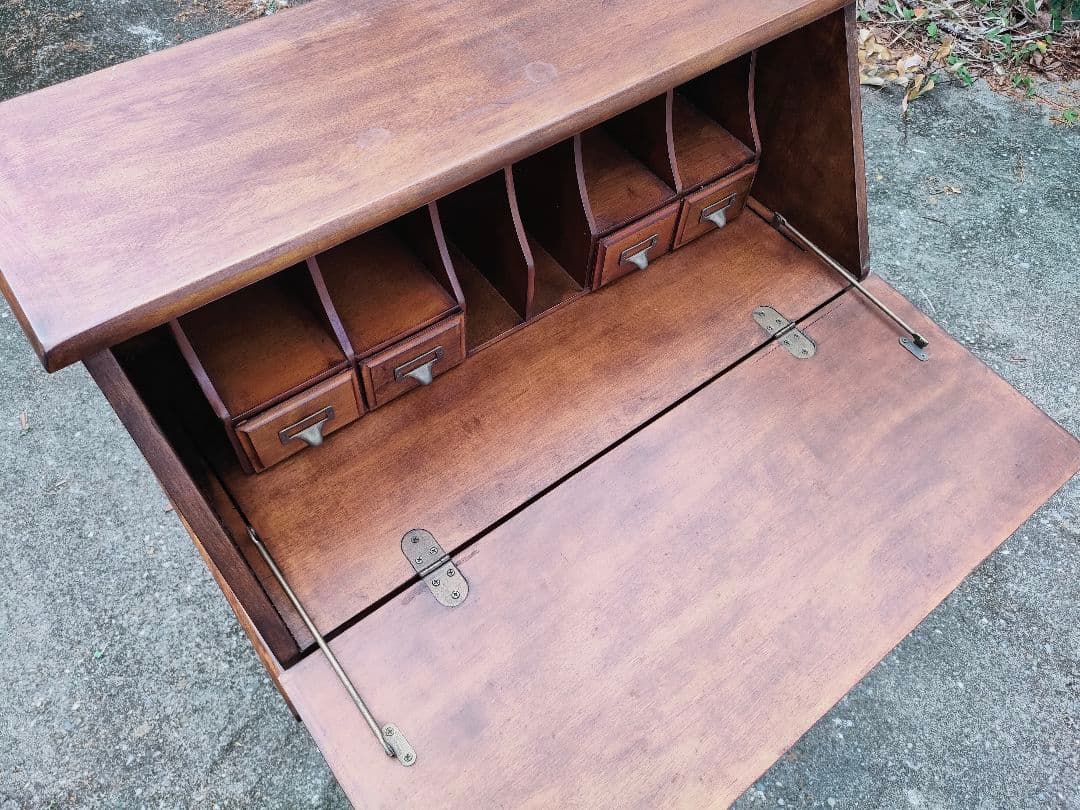 限定値下げ！アンティーク　ビンテージ　ライティングビューローデスク　猫足